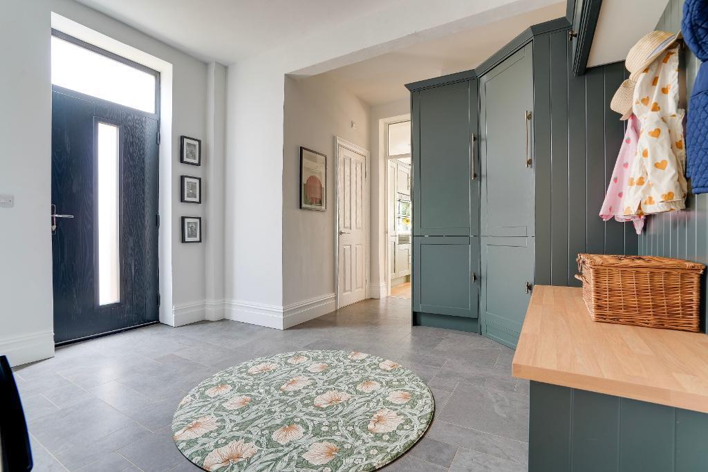 Large utility room with cloakroom