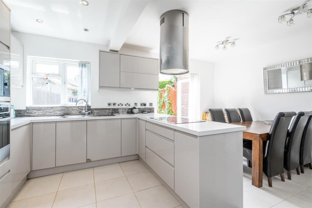 39 Lighthorne Road_10.jpg