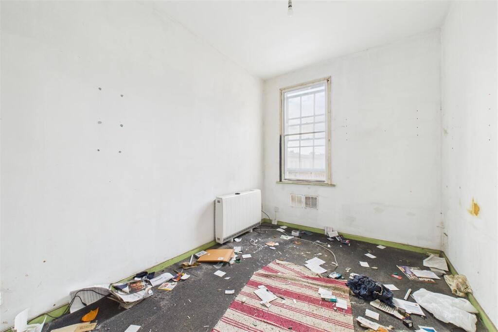 Flat 3 4 Fountain Buildings, Walcot, Bath BA1 5DU 