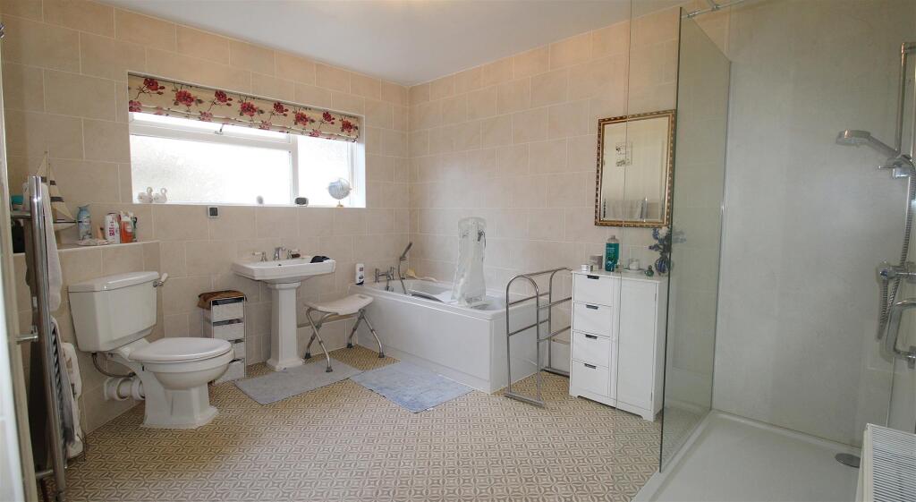 Bath and Shower Room