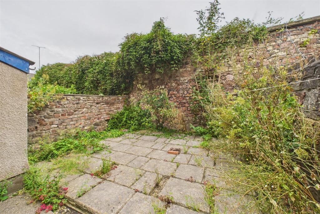 5 Osborne Villas, Kingsdown, Bristol, BS2 8BP | Fr