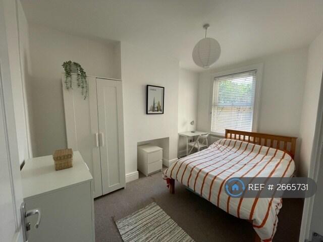 Double Bedroom