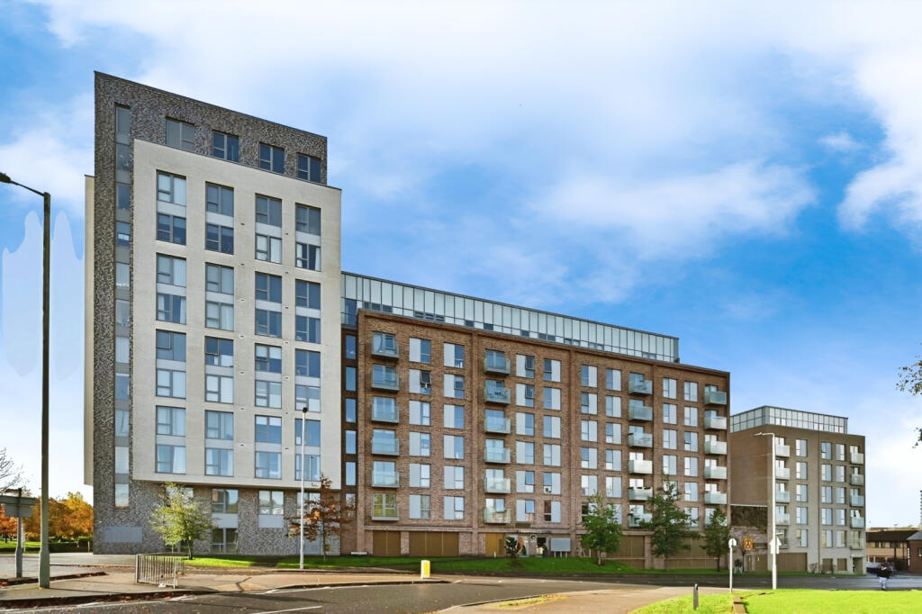 Two Double Bedroom 7th Floor Apartment To Rent