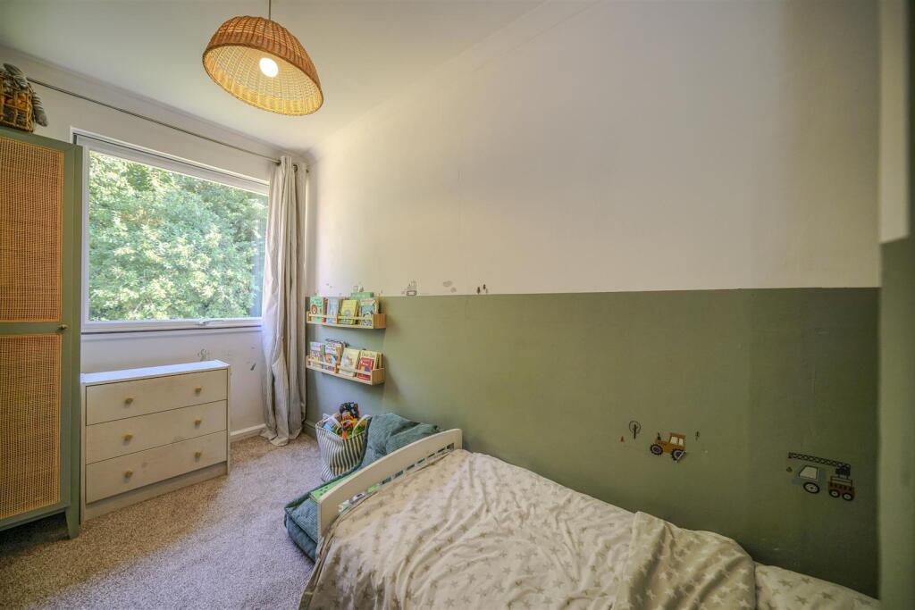 Bedroom11
