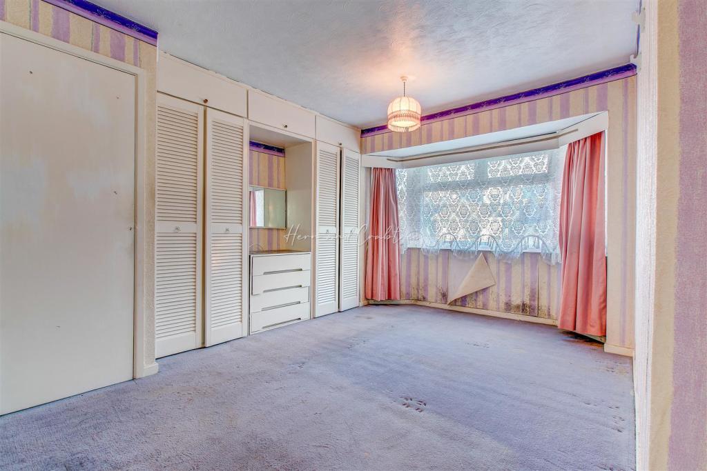 Celyn Avenue, HernCrabtree (18).jpg