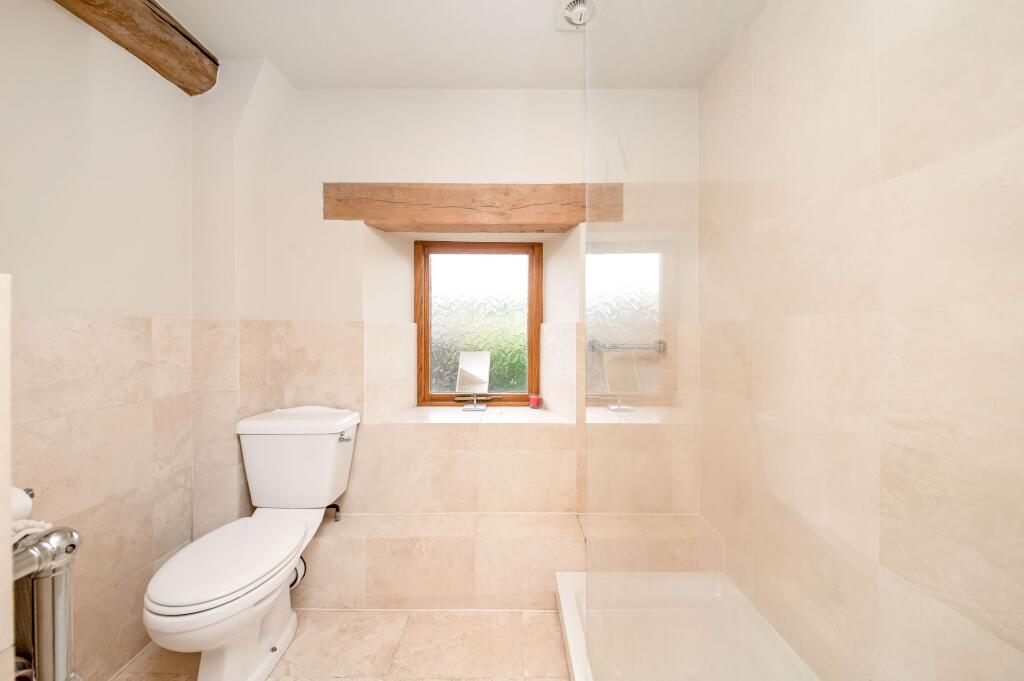 HOUSE BATHROOM