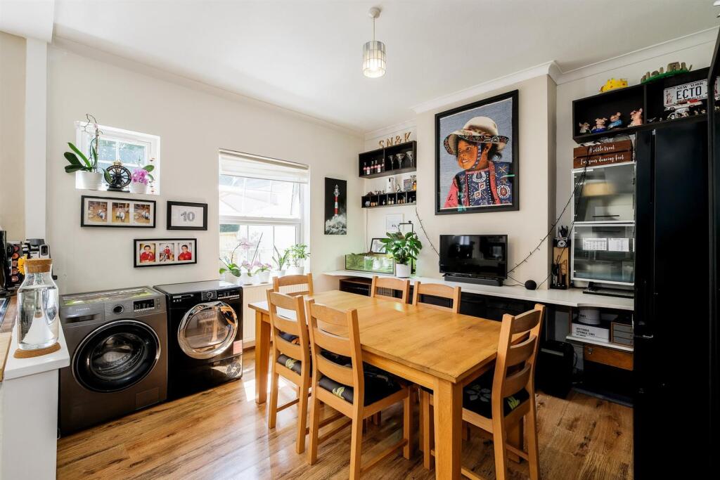 10 Studley Avenue-15_web.jpg