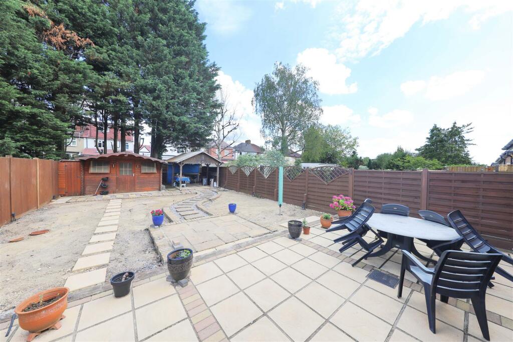 534 Rayners Lane