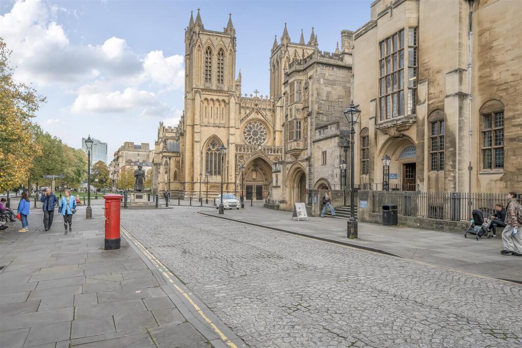 Hollis Morgan Residential Sales