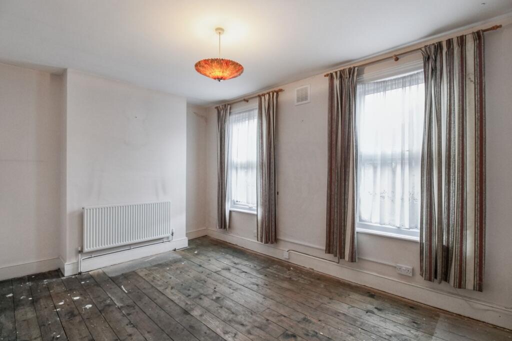 35 Mathews Park Avenue, Stratford, London E15 4AE