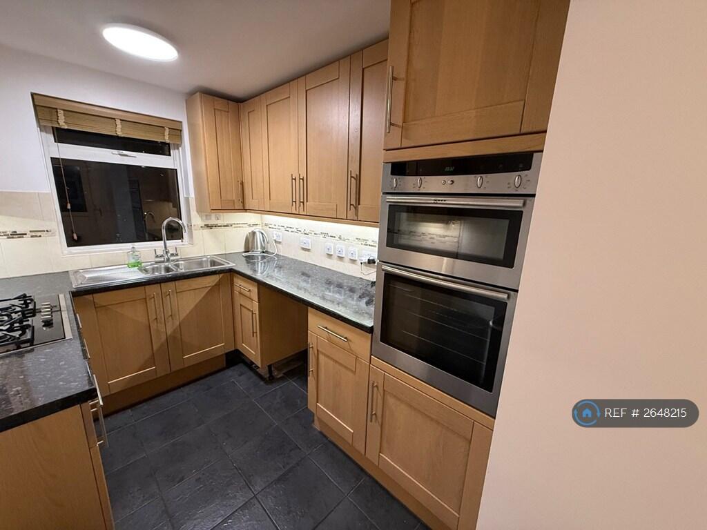 Kitchen With Space For Dishwasher 