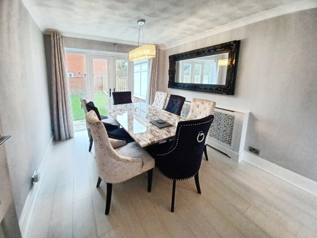pbox-dining_room-342599.jpg