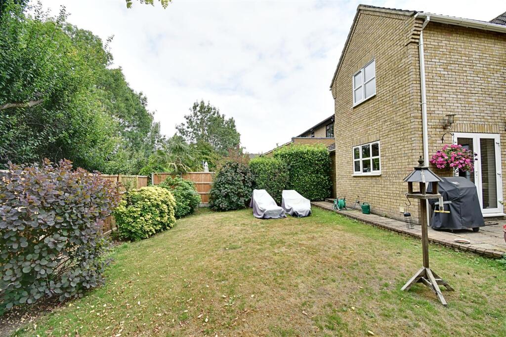 Garden 3.jpg
