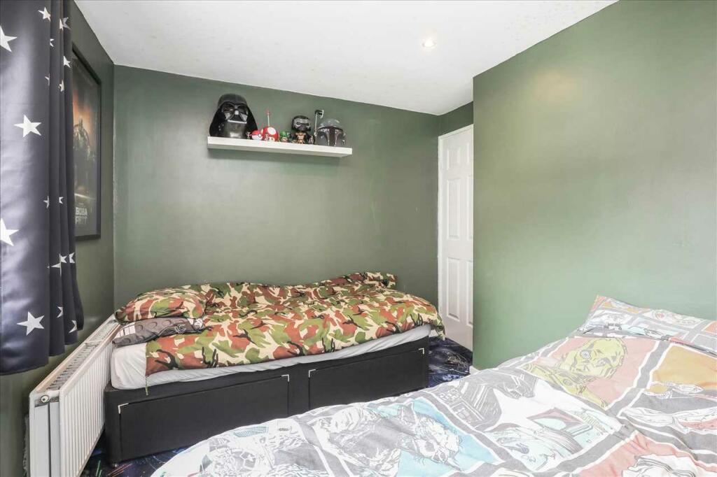 Bedroom One (2)