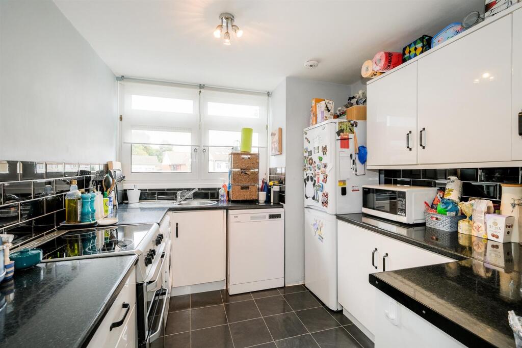 16 Carlton Terrace-16_web.jpg