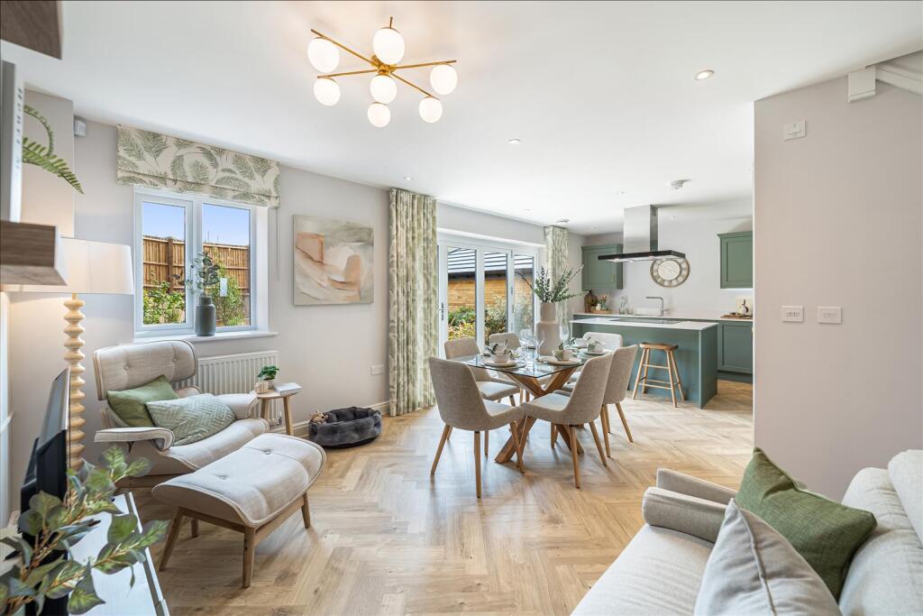 Kitchen/Dining/Family