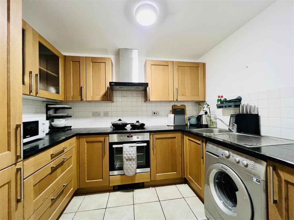 Sharing Kitchen