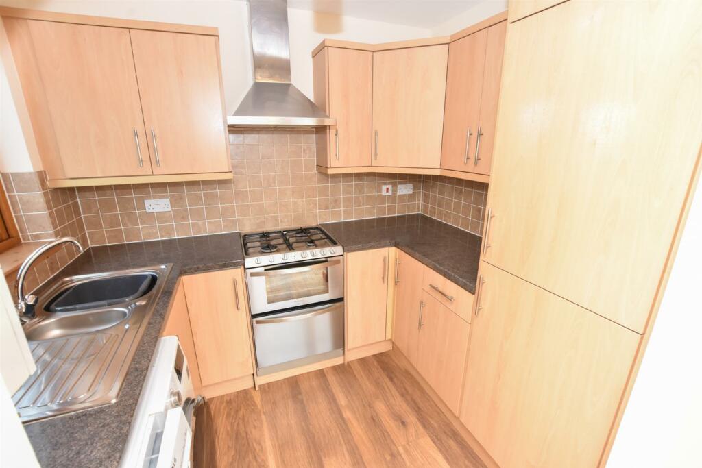 KITCHEN-2.jpg