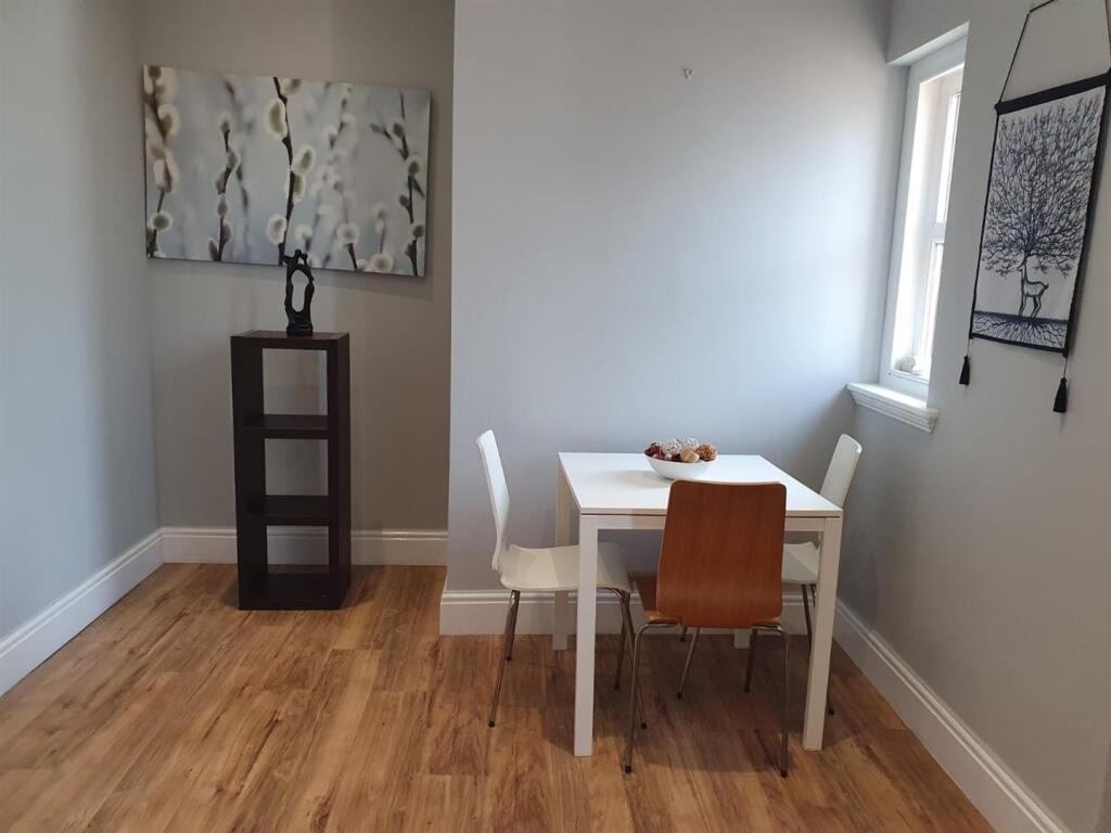 7 marina Court adverting pic Aug 21_13.jpg