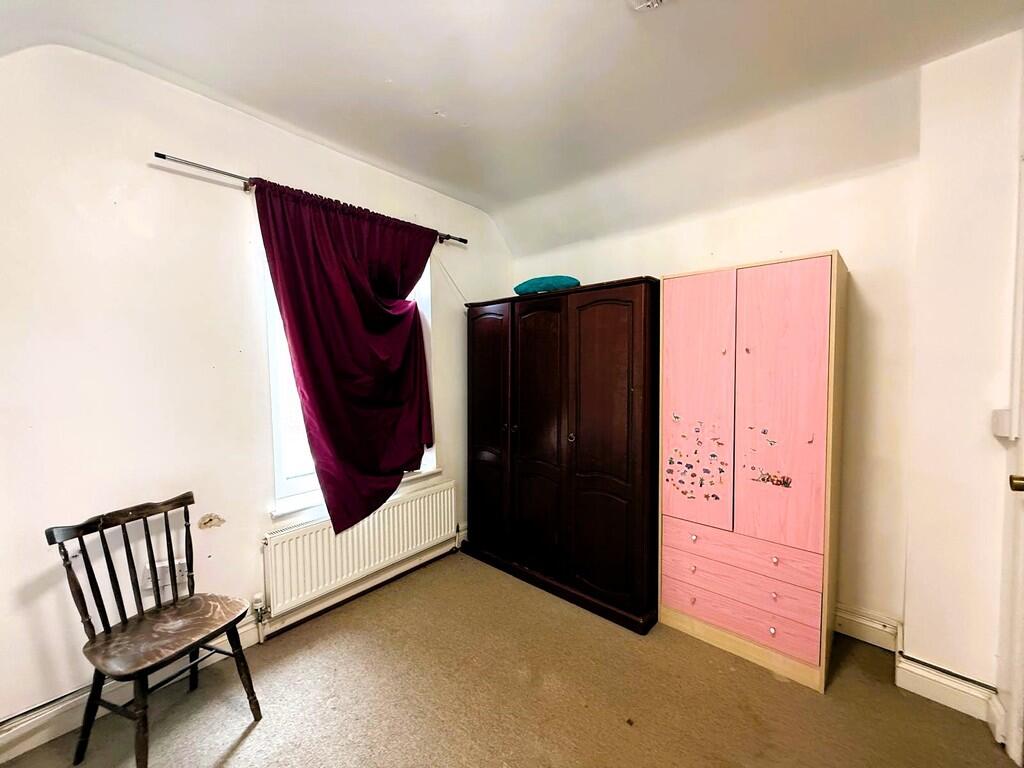 Thomas Street, We...