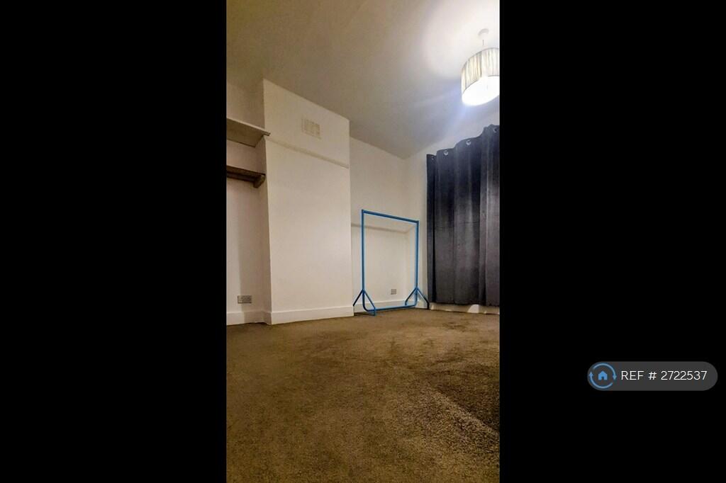 Back Bedroom 