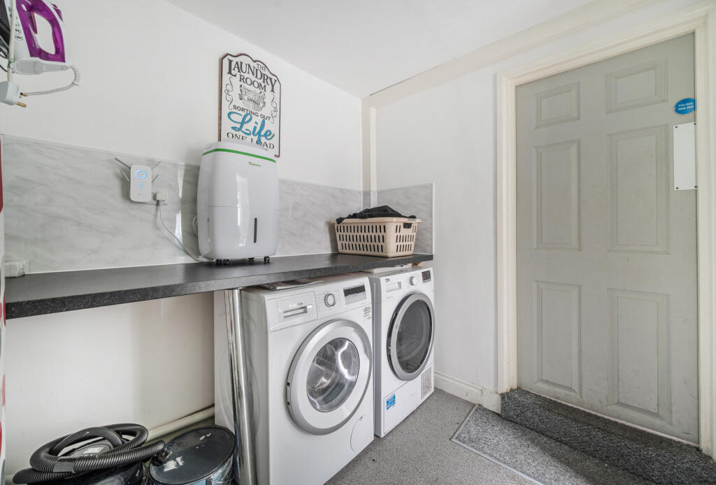 1373731-9-6900f9c...