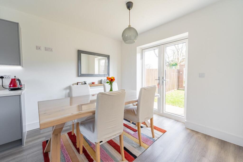 3 Six Acres close Churchil BS25 5A-57.jpg