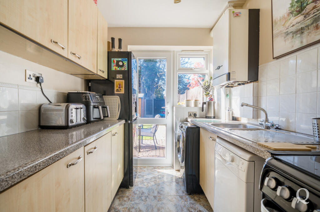 c5464919-962d-4ee...