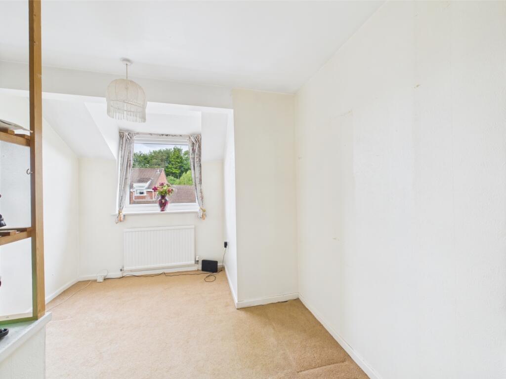 CAM02023G0-PR0139-STILL024