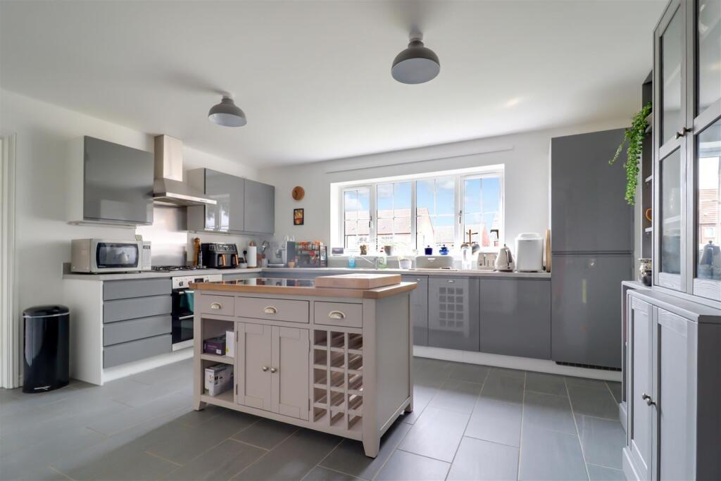 Breakfast Kitchen