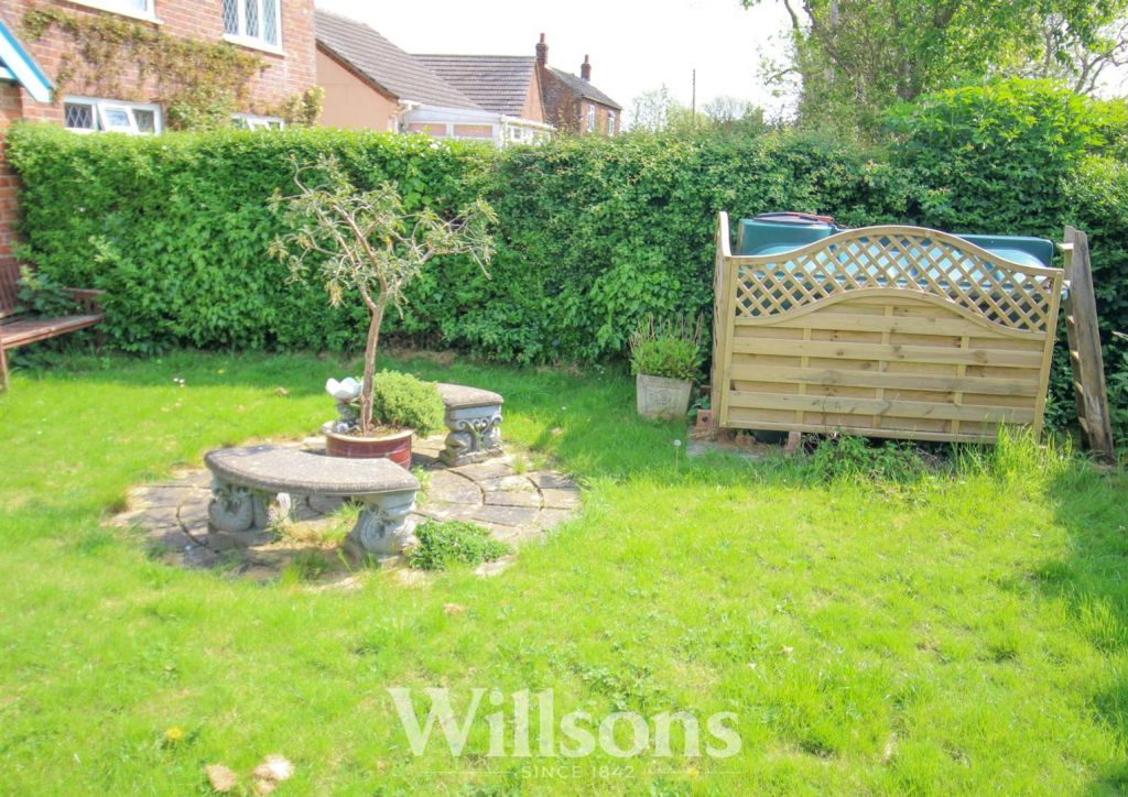 Garden 2.png