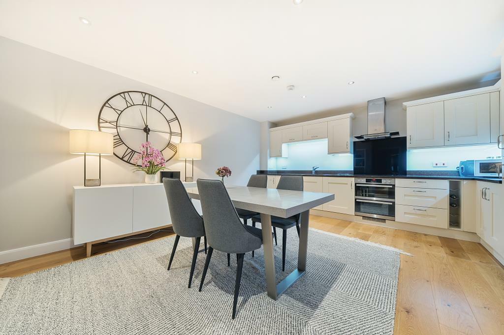 Kitchen/Dining