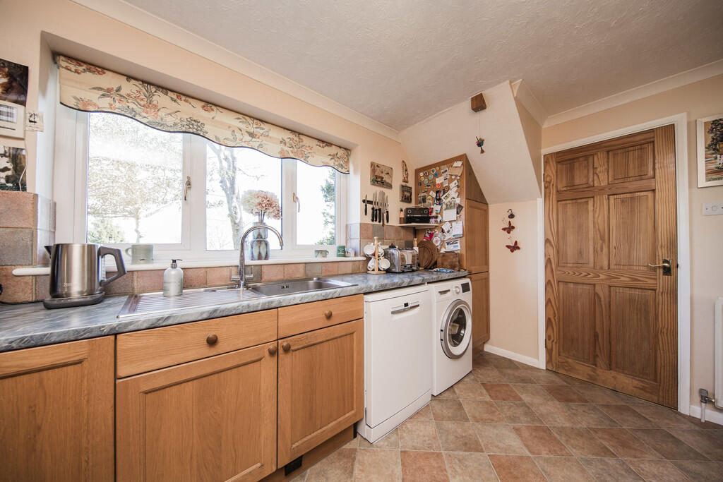 Kitchen 2