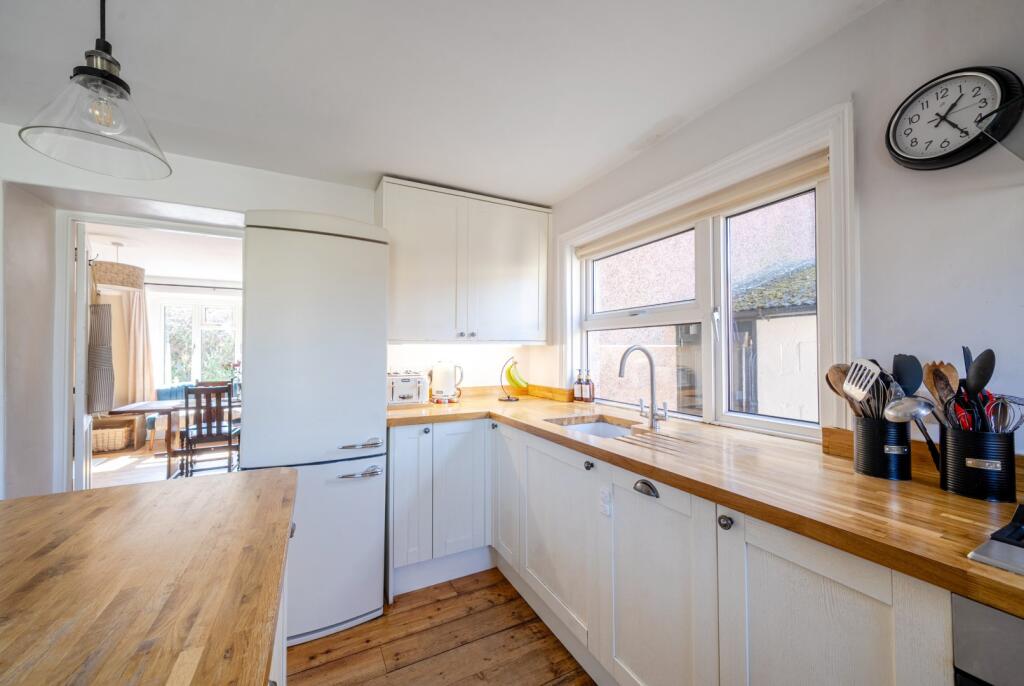 Kitchen/Breakfast Rm