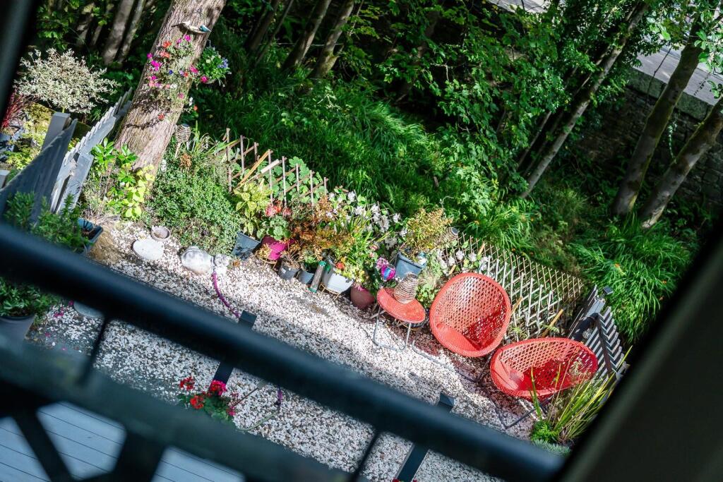 58 Threadfold Way Detail-8.jpg