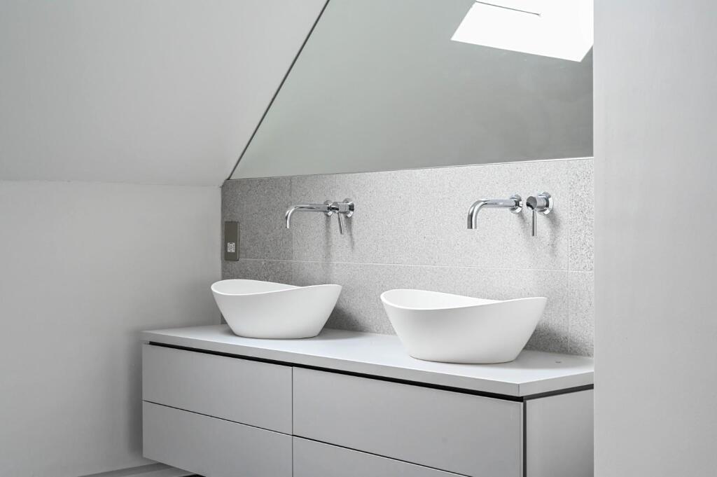 4 appletree close rh15 (48).jpg