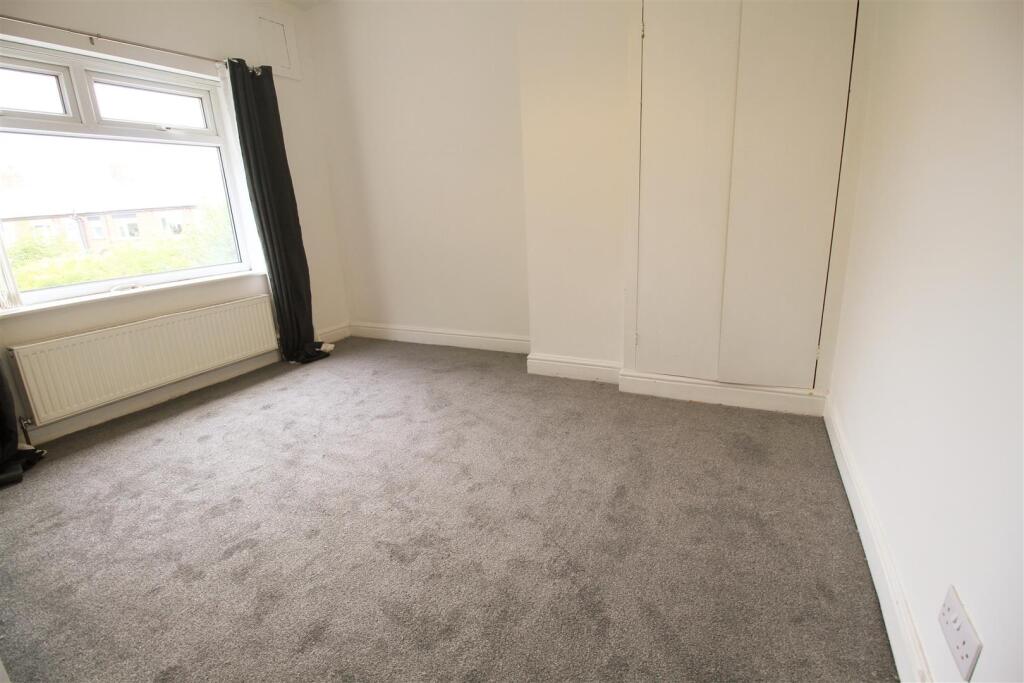 Bedroom2.jpg