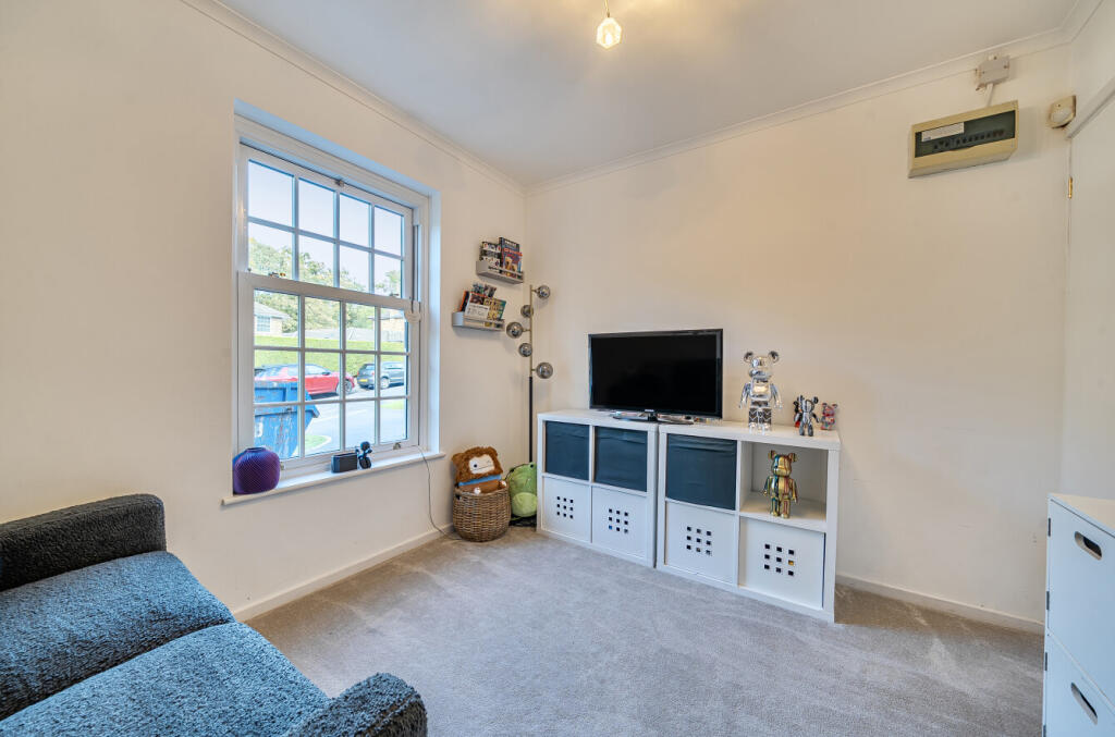 1361349-2-68e52a2...