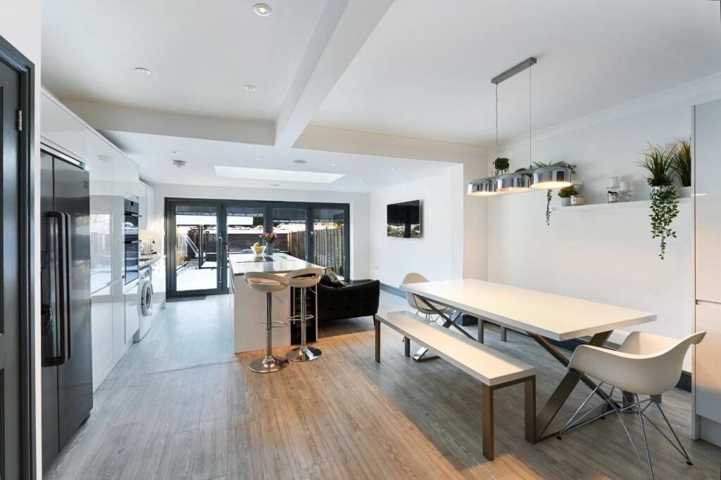 BRIGHTON ROAD (8).jpg