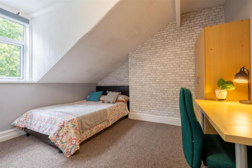 30 Blades Street_4.jpg