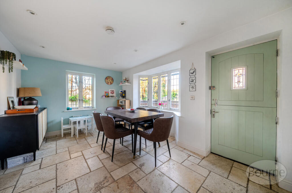 5ca02166-e268-4ca...