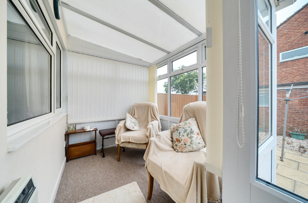 1336235-15-689a4c...