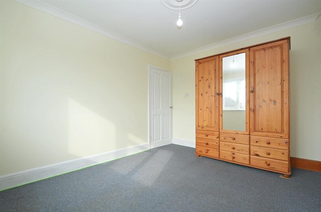 resizedBed1b.jpg