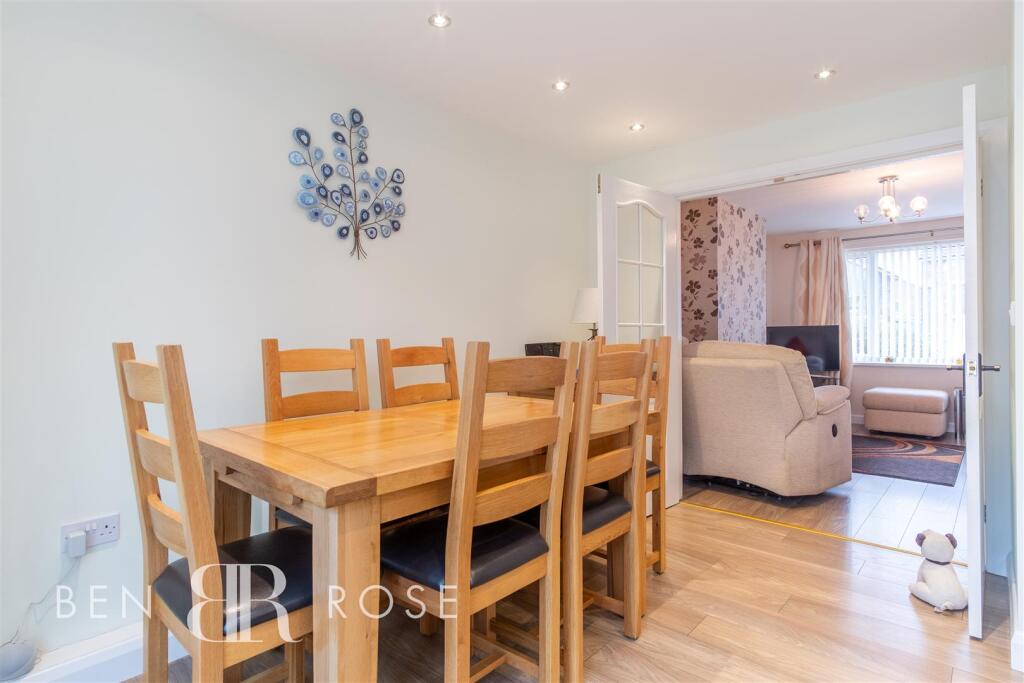 Kitchen/Dining Room/Lounge