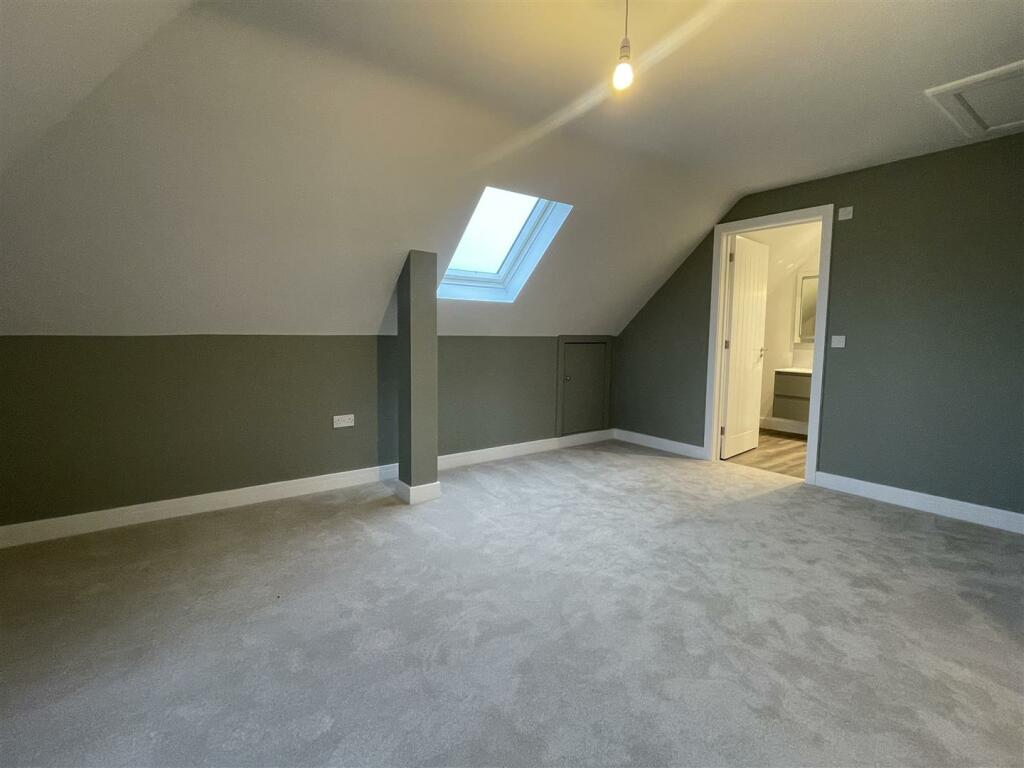 Photo 10-12-2024, 14 02 16.jpg