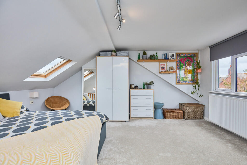 Edward Knight 202...