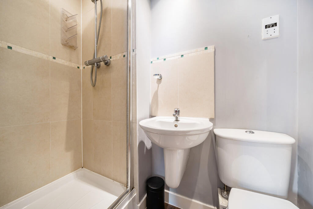 1363070-8-68e652a...