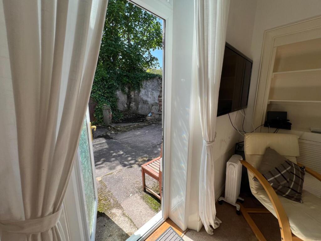 Living Room / Kitchen