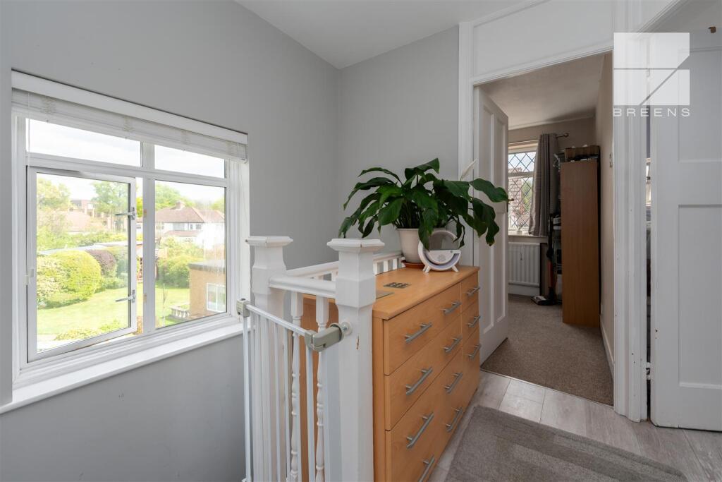 11 Dale View Gardens_0035.jpg