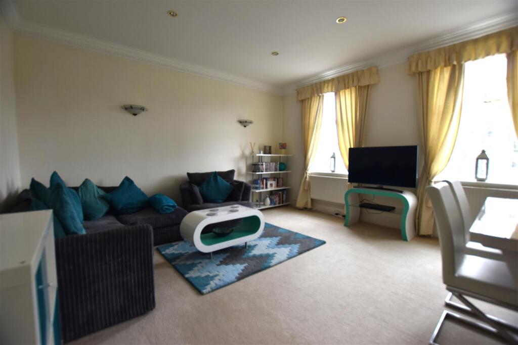 living room 2.JPG